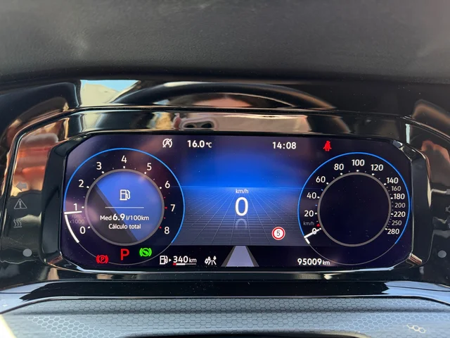 Volkswagen Golf 2021 GTI